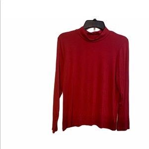 Leo & Nicole women’s petite Large Red turtleneck